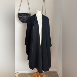 Vintage Casa Sesena Luxury Elegant Black Wool Cape, One Size